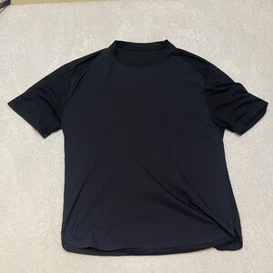 Lululemon Black Short Sleeve Workout Running Athletic T-Shirt